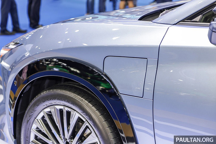Lexus RZ 2023 chính thức mở bán, xe điện giá từ 2,6 tỷ đồng - 6