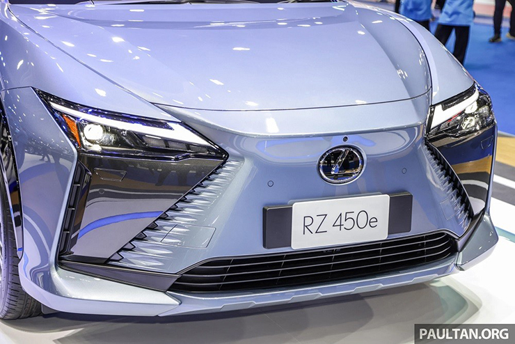 Lexus RZ 2023 chính thức mở bán, xe điện giá từ 2,6 tỷ đồng - 3