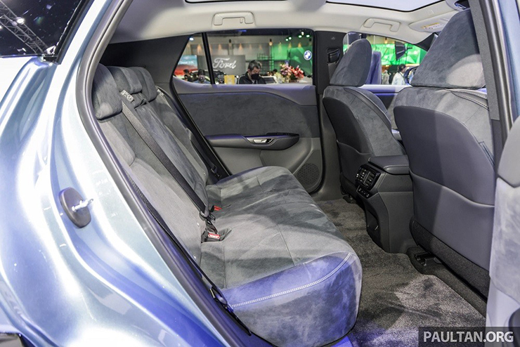 Lexus RZ 2023 chính thức mở bán, xe điện giá từ 2,6 tỷ đồng - 9