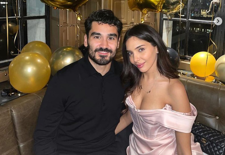 Ilkay Gundogan có thể rời Man City sang Barca để chiều ý vợ đẹp&nbsp;Sara Arfaoui