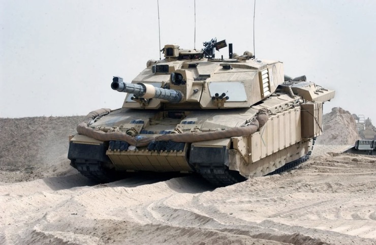 Xe tăng chủ lực Challenger 2 của Anh.