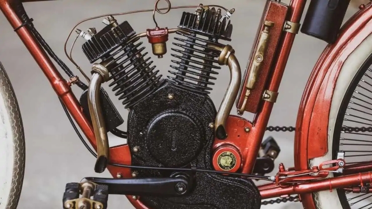 Xe Harley Davidson cổ được "điện hóa", đẹp lung linh hút mắt - 9