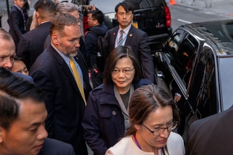 Bà Thái Văn Anh đặt chân tới thành phố New York (ảnh: Reuters)