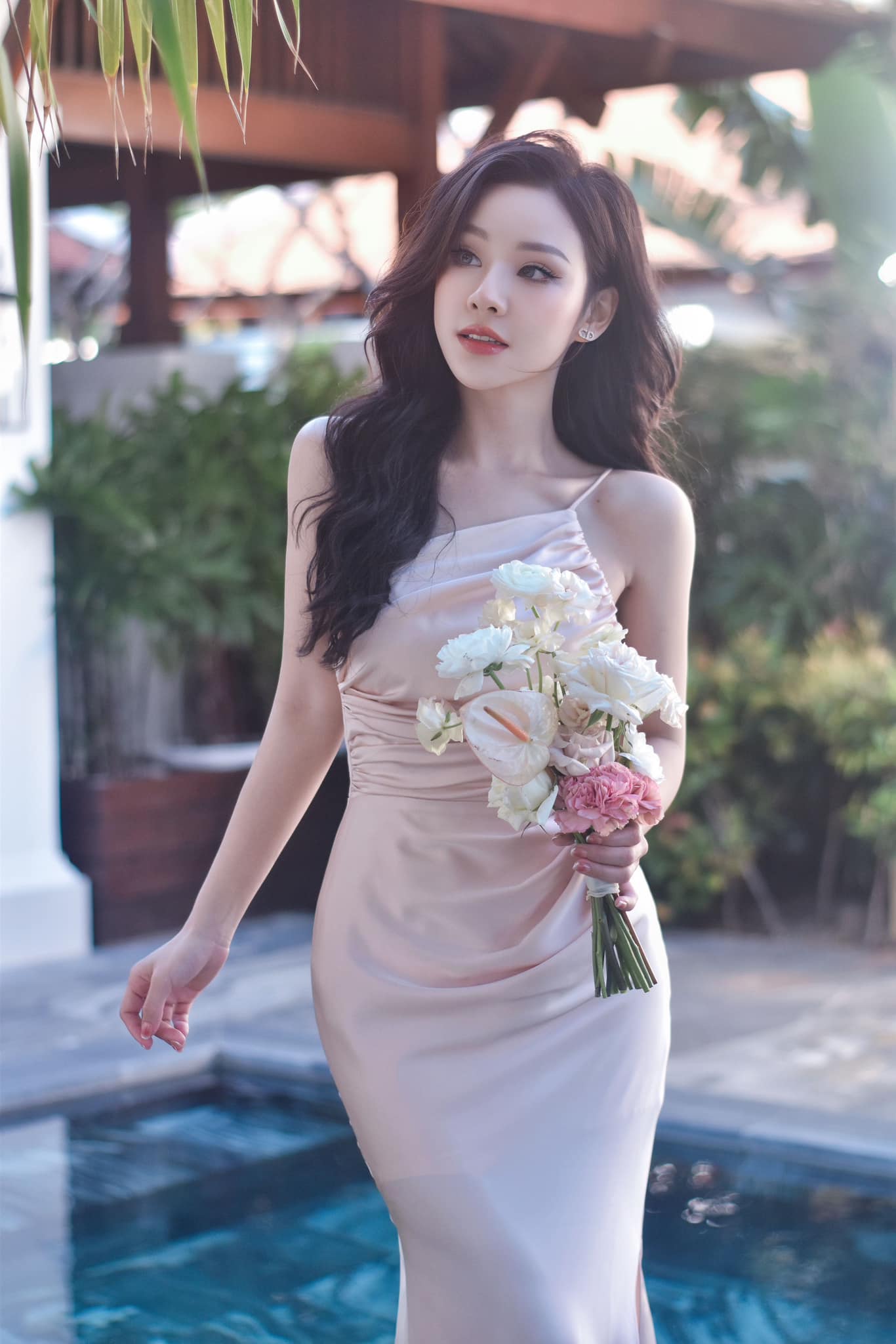 Top 5 kiểu váy phù dâu xu hướng 2022 cho đám cưới lung linh I Namtay |  Nắmtay.vn