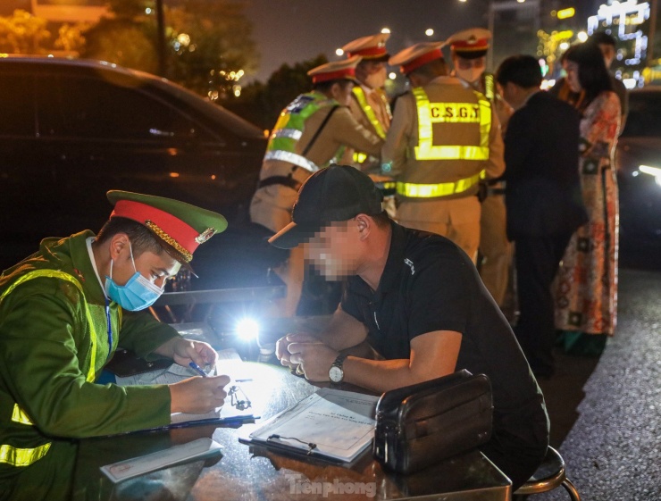 Sau đó, tổ công tác đã yêu cầu trở về chốt để kiểm tra nồng độ cồn cho kết quả dưới 0,25mg/L khí thở.