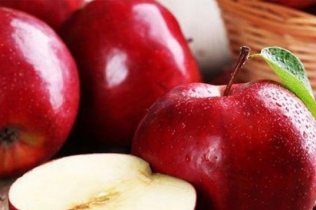 Ăn táo rất tốt cho sức khỏe nhưng nhớ bỏ ngay bộ phận cực kỳ độc này kẻo 'bỏ mạng' khi ăn