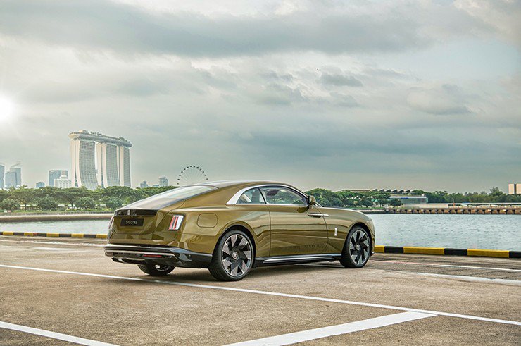 Rolls-Royce Spectre chốt ngày ra mắt các đại gia Việt, giá từ 18 tỷ đồng - 5