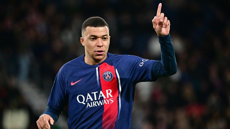 Câu chuyện tay ba giữa Mbappe, PSG và&nbsp;Real Madrid vẫn chưa có hồi kết