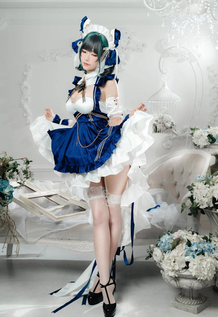 Màn cosplay nữ tướng game Azur Lane "đốt mắt" dân mạng - 12