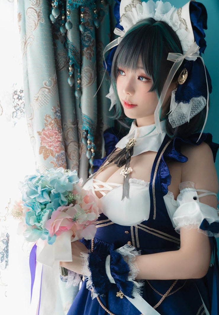 Màn cosplay nữ tướng game Azur Lane "đốt mắt" dân mạng - 8