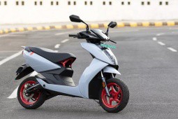 Ather 450X - xe máy điện giá chỉ tương đương Honda Vision, ngập tràn công nghệ hiện đại