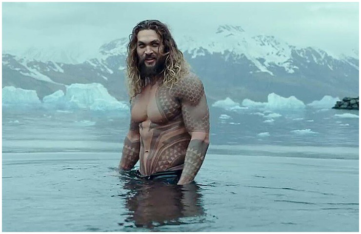 Jason Momoa cũng là một nam tài tử có cơ bắp cuồn cuộn, anh nổi tiếng với bộ phim &#34;Aquaman&#34;.
