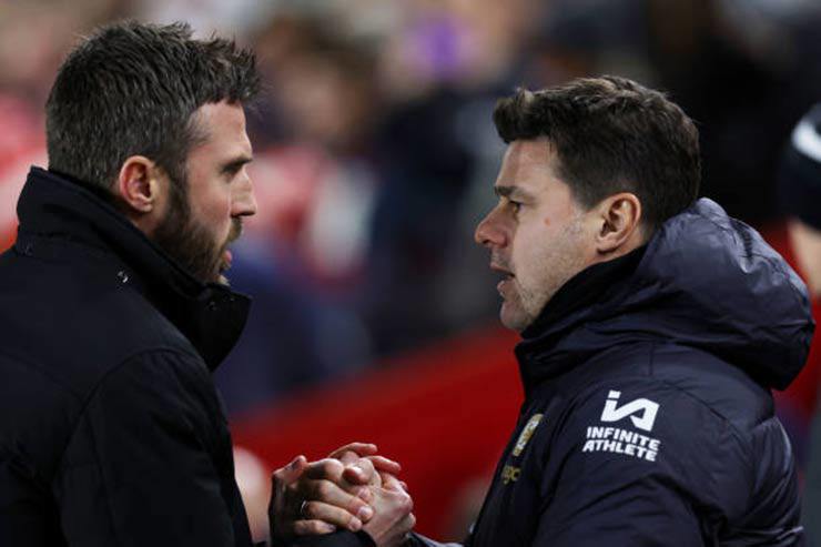 Carrick đã thắng Pochettino nhưng mới chỉ là lượt đi