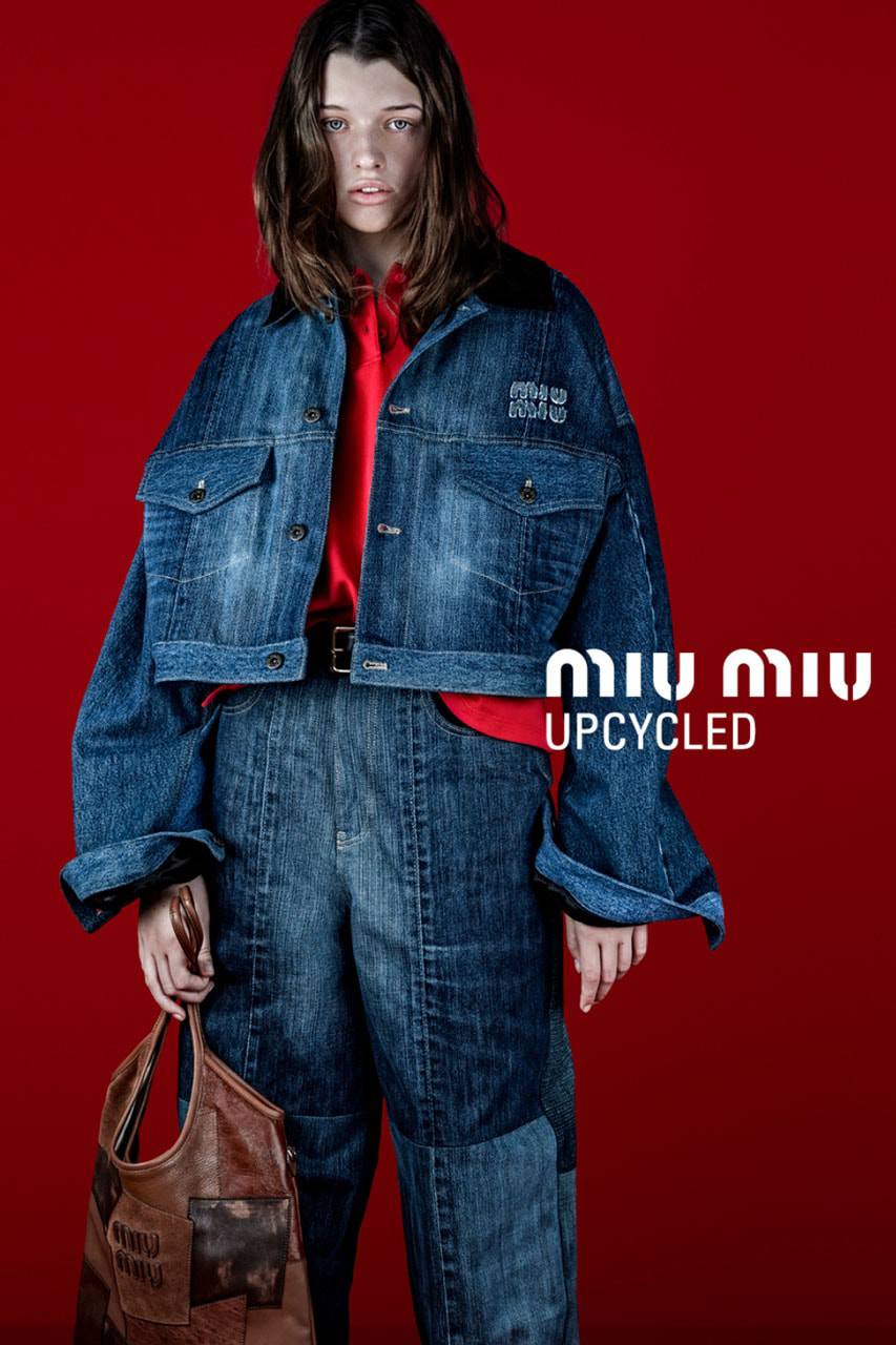 Miu Miu giới thiệu bộ sưu tập denim nâng cấp lên một tầm cao mới - 4