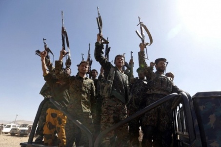 Mỹ - Anh giáng đòn dữ dội bằng tên lửa Tomahawk vào Houthi ở Yemen