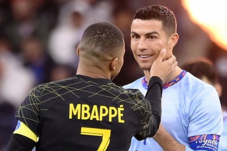 Ronaldo "cày ải" nhiều nhất thế kỷ 21: Sắp phá kỷ lục, săn bàn vẫn thua Mbappe