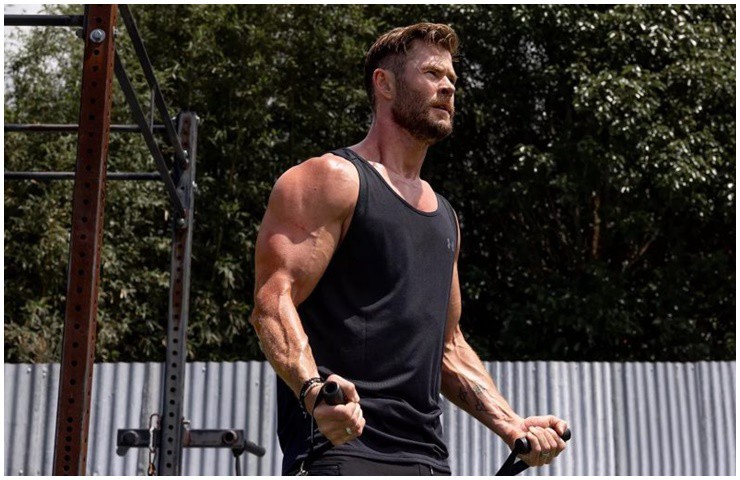 Chris Hemsworth chăm chỉ tập thể hình để có body cơ bắp.&nbsp;
