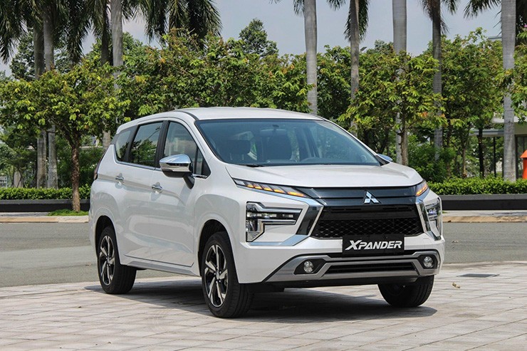 Giá xe Mitsubishi Xpander lăn bánh tháng 1/2024, hỗ trợ 50% LPTB - 1