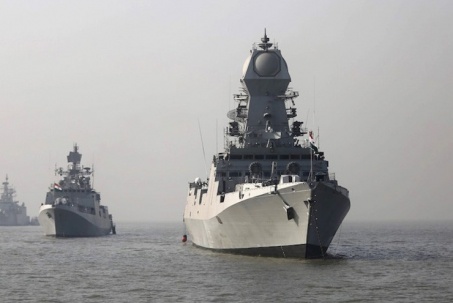 NÓNG trong tuần: Ấn Độ điều cùng lúc 10 tàu chiến đến Biển Đỏ