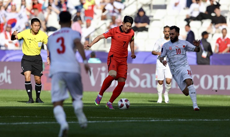 Trực tiếp bóng đá Hàn Quốc - Bahrain: Chiến thắng ấn tượng (Asian Cup) (Hết giờ) - 1