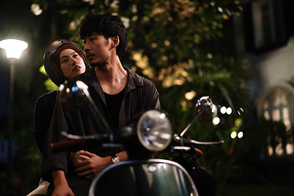 Phương Anh Đào và Tuấn Trần trong phim "Mai".