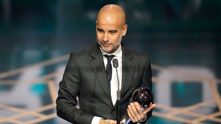 HLV Pep Guardiola&nbsp;nhận giải HLV nam xuất sắc nhất năm 2023 của FIFA