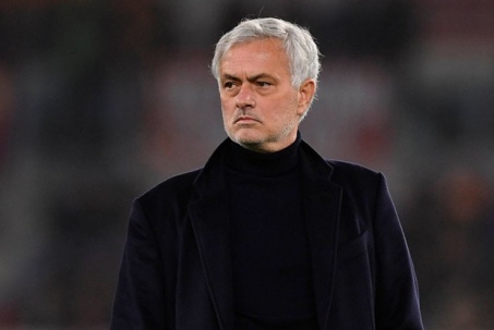 Tỷ lệ Mourinho đến Newcastle cao nhất, fan MU muốn "Người đặc biệt" trở lại