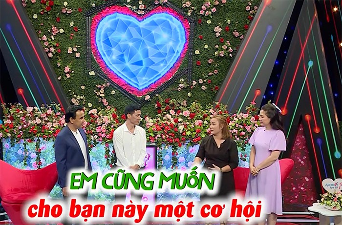 Cô giáo mầm non bị từ chối hẹn hò vì quá cá tính - 6