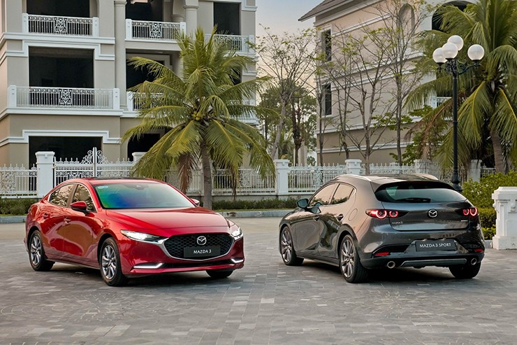 Giá xe Mazda3 niêm yết và lăn bánh tháng 1/2024 - 1