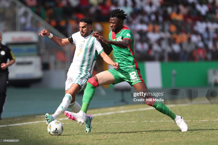 Video bóng đá Algeria - Burkina Faso: Cú sốc ông lớn, thoát hiểm phút 90+5 (CAN Cup)