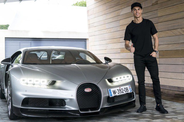 Chiếc Bugatti Chiron của Cristiano Ronaldo.