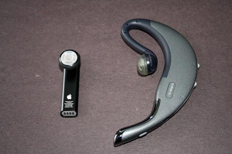 Users can buy the headset as a used product.