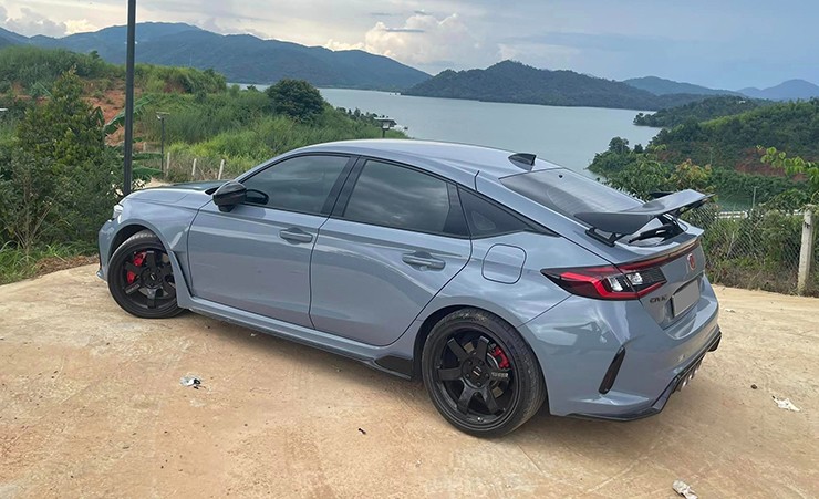 Honda Civic Type R đi 5.000km rao bán lại đắt hơn xe mới - 3