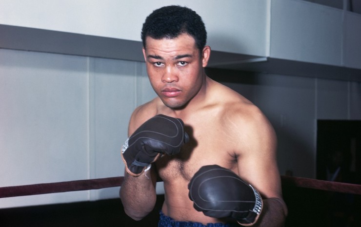 4. Joe Louis (Mỹ), thành tích 66 thắng, 3 thua, 52 lần knock-out đối thủ