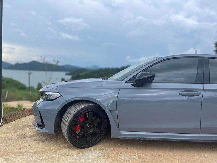 Honda Civic Type R đi 5.000km rao bán lại đắt hơn xe mới - 4