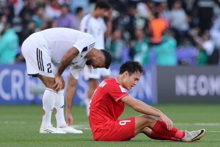 ĐT Việt Nam thua ở Asian Cup, tụt sâu khỏi top 100 BXH FIFA và xếp sau Thái Lan