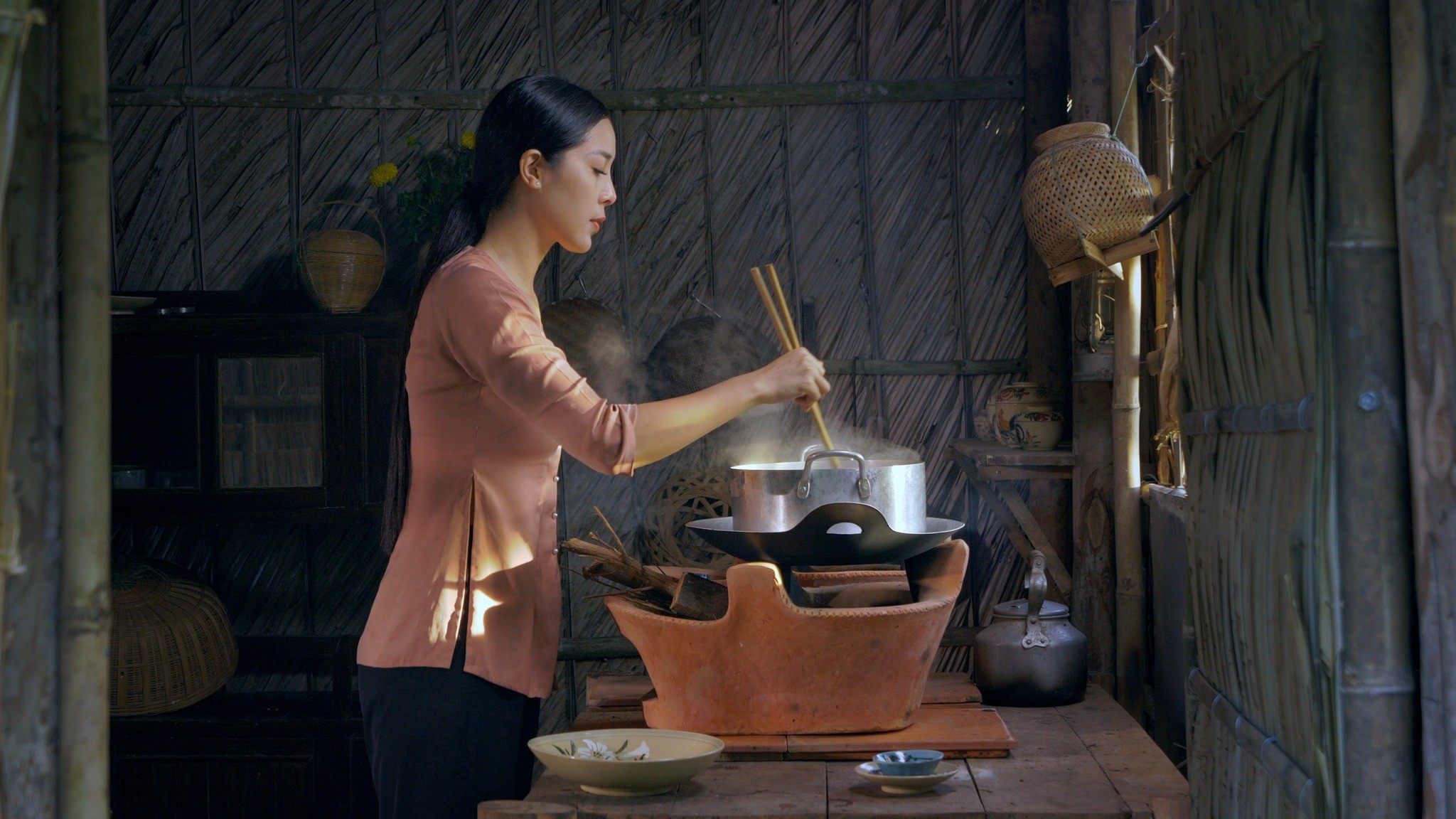 Sao Việt lấn sân làm video ẩm thực miệt vườn: Có người sở hữu nhà rộng 6.000m2 - 5