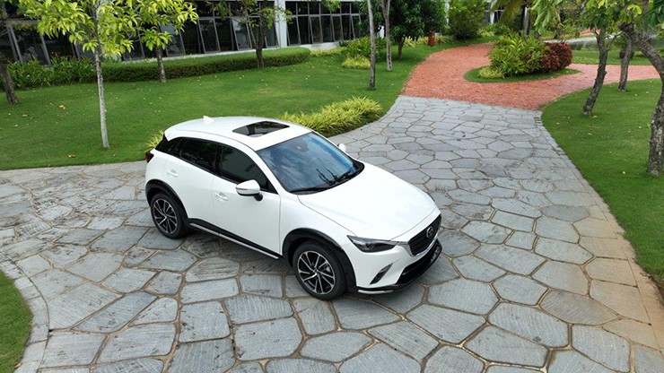 Giá xe Mazda CX-3 niêm yết và lăn bánh tháng 1/2024 - 1