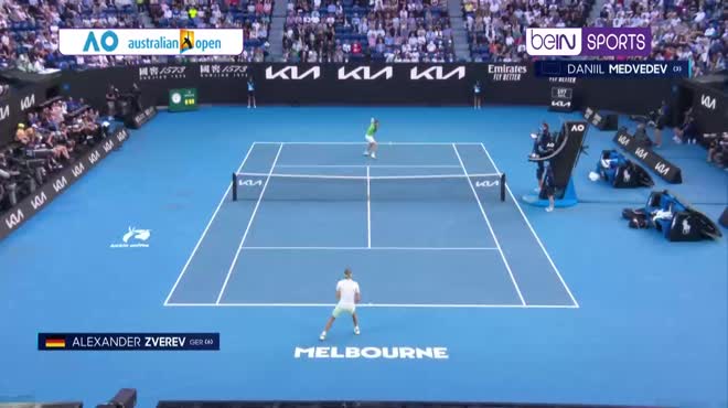 Video tennis Medvedev - Zverev: 5 set siêu kịch tính, ngược dòng vào chung kết (Australian Open)
