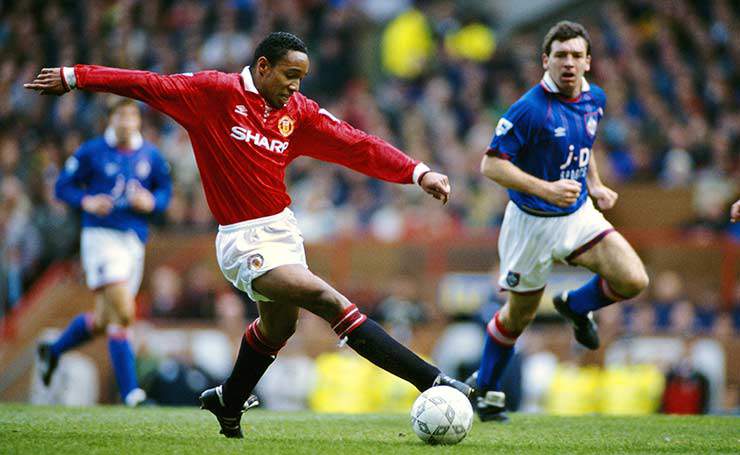 Paul Ince là một trong những cầu thủ hay nhất của bóng đá Anh giữa thập niên 1990