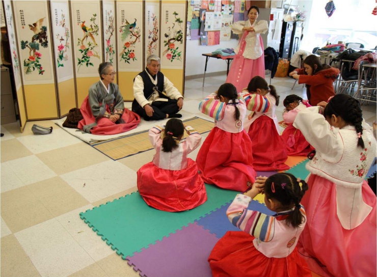 Tại Hàn Quốc, học sinh, sinh viên và người lao động cũng chung lịch nghỉ Tết. Ảnh minh họa.