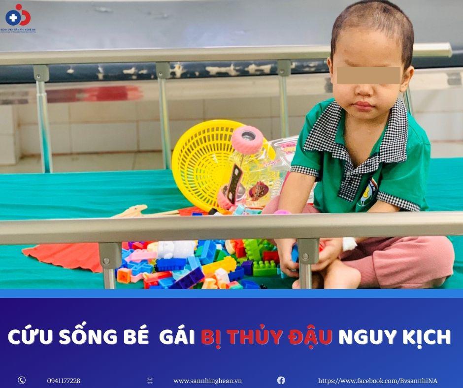 Bé 4 tuổi bị thủy đậu suy hô hấp, nguy kịch - 1