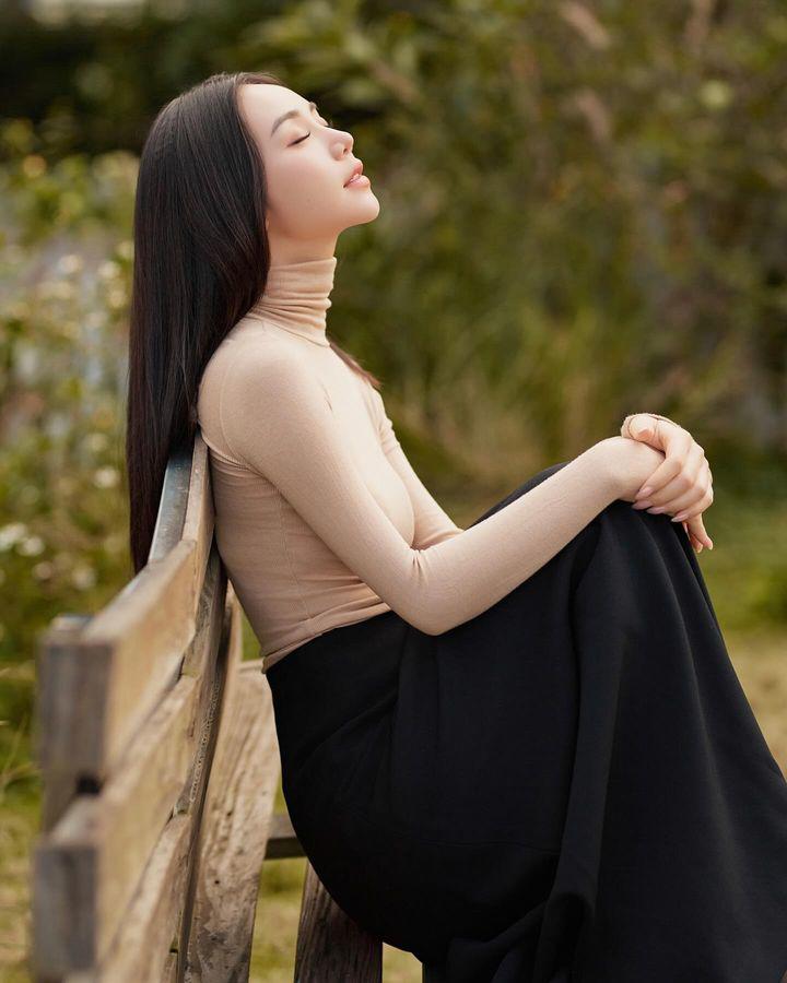 Quỳnh Kool xinh như búp bê, gần 30 tuổi vẫn thích diện style "thiếu nữ" - 3