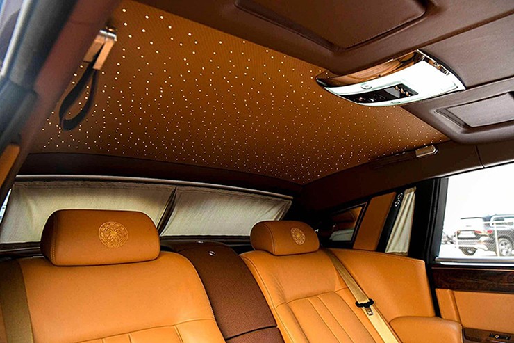 Rolls-Royce Phantom Lửa Thiêng "chốt đơn" thành công sau 7 lần đấu giá - 10