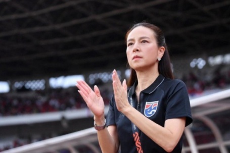 Madam Pang lên tiếng sau khi từ chức Trưởng đoàn bóng đá Thái Lan