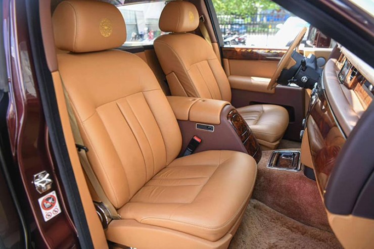 Rolls-Royce Phantom Lửa Thiêng "chốt đơn" thành công sau 7 lần đấu giá - 5