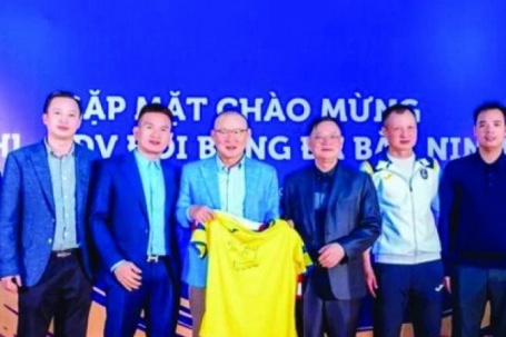 HLV Park Hang-seo làm việc tại CLB Bắc Ninh