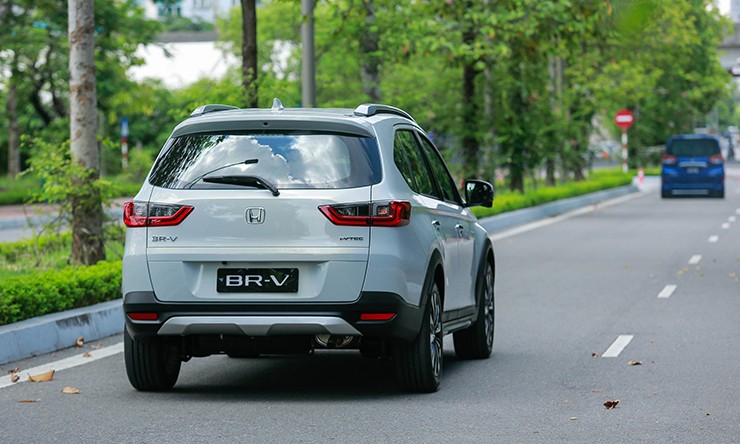 Giá xe Honda BR-V niêm yết và lăn bánh tháng 2/2024 - 6