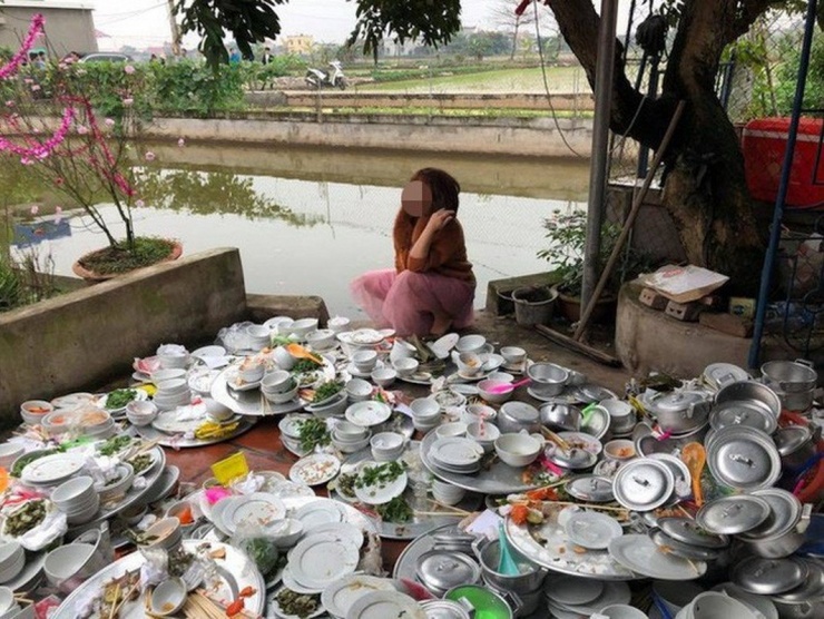 Cơn ác mộng mang tên “rửa bát” của nhiều bạn trẻ ngày Tết - 6