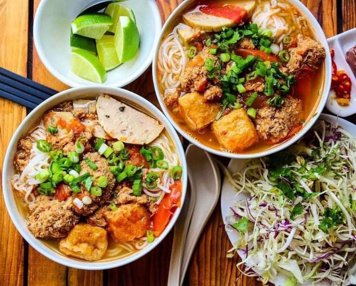 Bún riêu Hà Nội có mùi vị rất riêng.